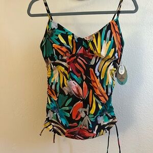 Lots of 2 tankini tops. Both size medium. One is Prana and the other is Hapari